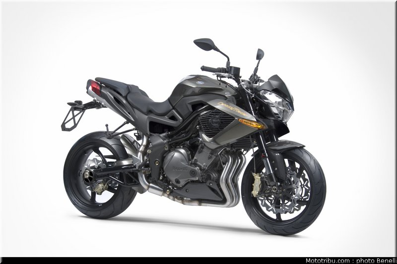 benelli_centenario_racer_899_2_2011