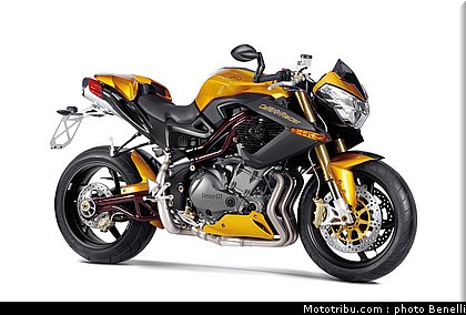 benelli_cafe_racer_1130_2_2011.jpg