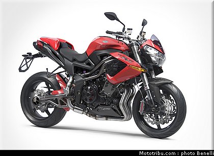 benelli_tnt_r160_1_2011.jpg