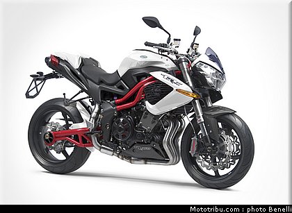 benelli_tnt_r160_2_2011.jpg