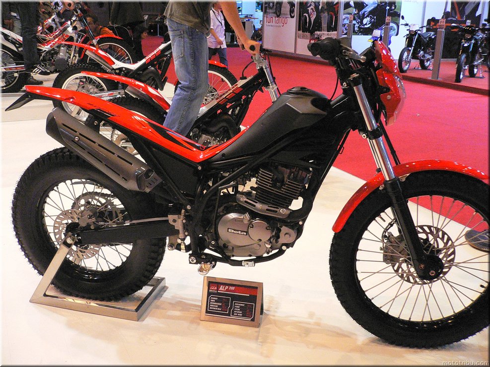 MOTO 