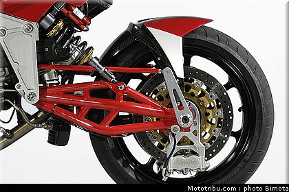 tesi_3d_e_01_bimota_2012.jpg
