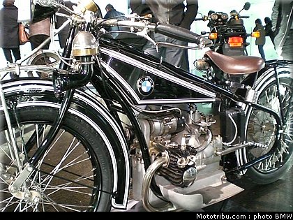 bmw_r32_6.jpg