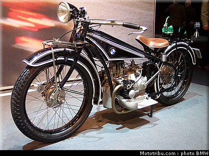 bmw_r32_9.jpeg