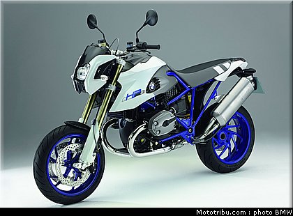 bmw_2007_hp2_megamoto_004.jpg