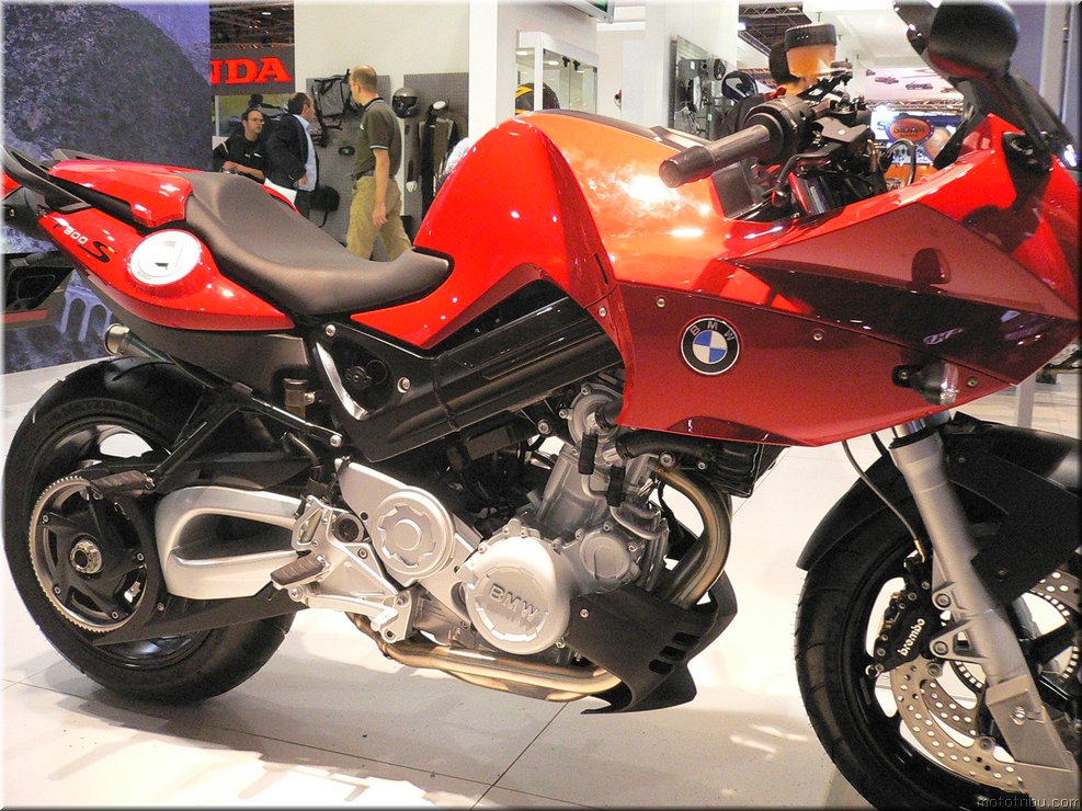 MOTO 