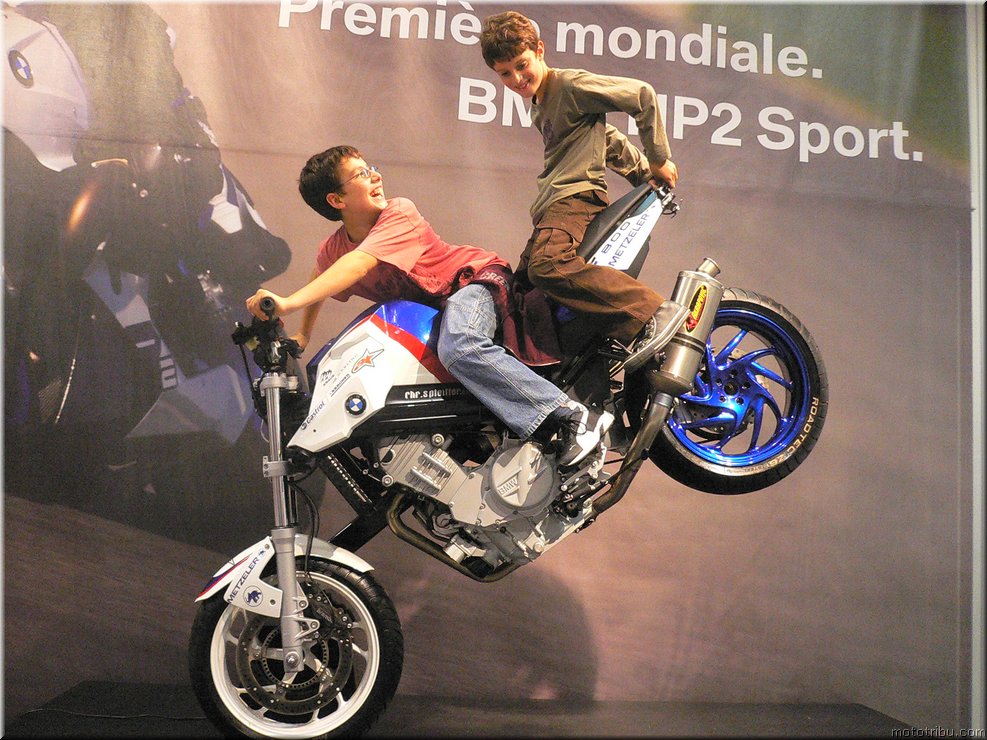 MOTO 