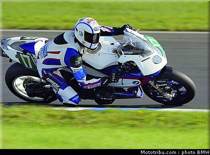 bmw_2008_hp2_sport_007.jpg