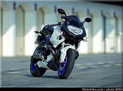 bmw_2008_hp2_sport_014.jpg