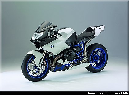 bmw_2008_hp2_sport_018.jpg