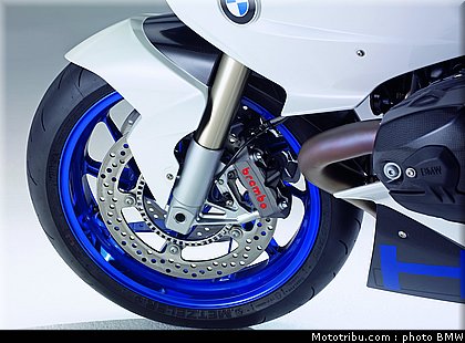 bmw_2008_hp2_sport_032.jpg