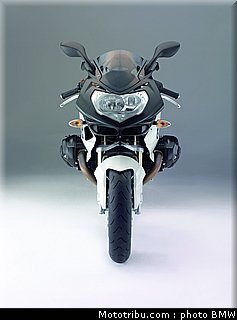 bmw_2008_hp2_sport_035.jpg