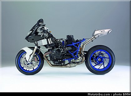 bmw_2008_hp2_sport_038.jpg