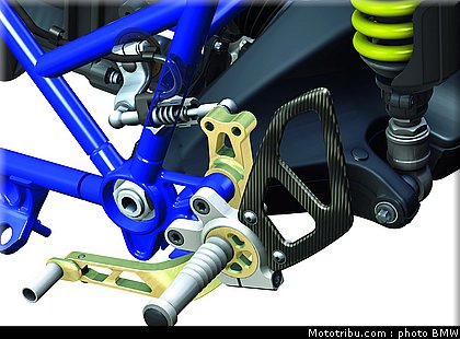 bmw_2008_hp2_sport_047.jpg