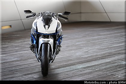 bmw_concept6_eicma_milan_2009_011.jpg