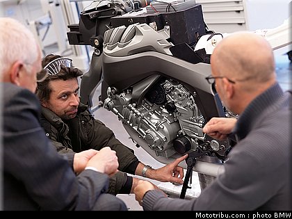 bmw_concept6_eicma_milan_2009_034.jpg