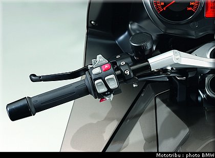 bmw_k1300gt_2009_021.jpg