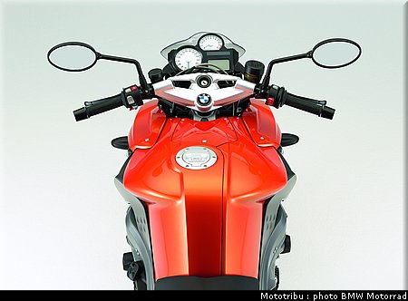 bmw_k1300r_2009_09.JPG