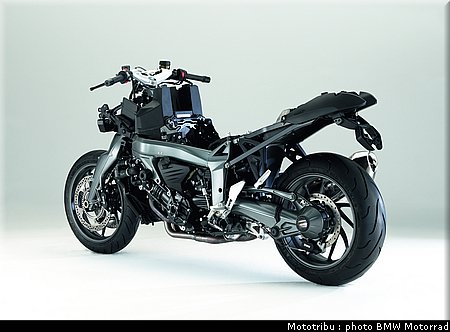 bmw_k1300r_2009_14.JPG