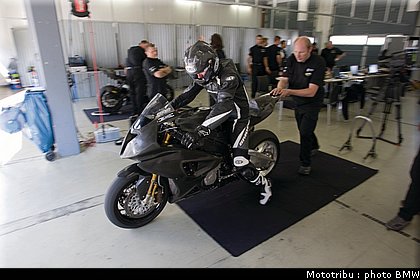 bmw_s1000rr_sbk_008.jpg