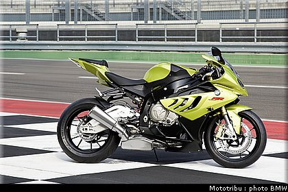 bmw_s1000rr_2009_008.jpg