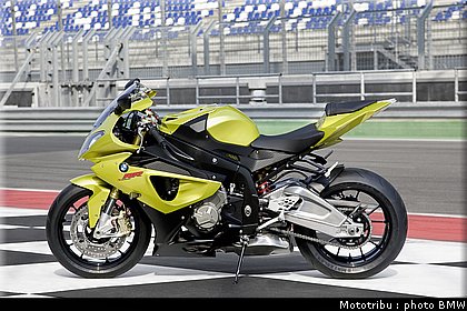 bmw_s1000rr_2009_009.jpg