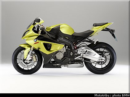 bmw_s1000rr_2009_015.jpg
