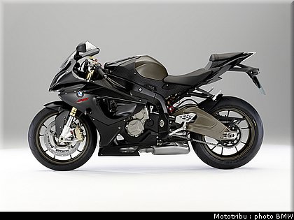 bmw_s1000rr_2009_017.jpg