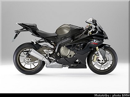 bmw_s1000rr_2009_020.jpg