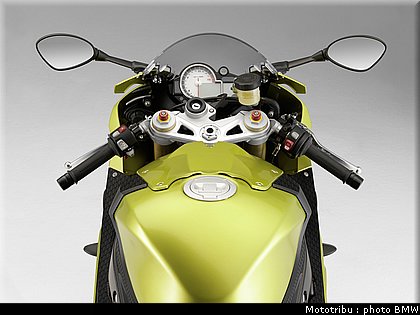 bmw_s1000rr_2009_026.jpg