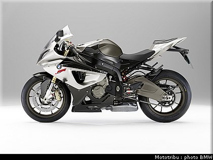 bmw_s1000rr_2009_032.jpg