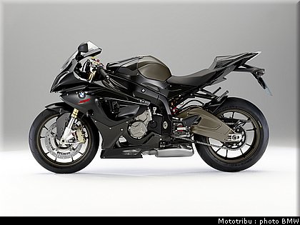 bmw_s1000rr_2009_033.jpg