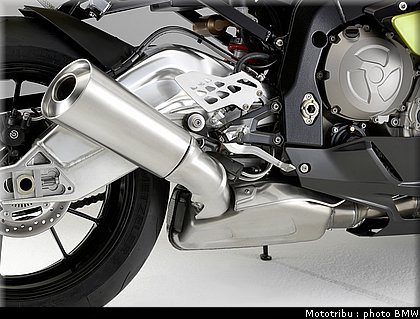 bmw_s1000rr_2009_039.jpg