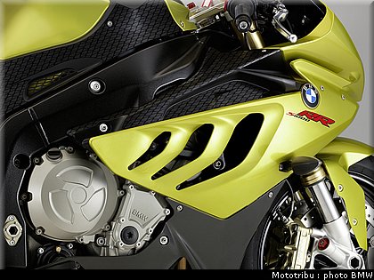 bmw_s1000rr_2009_040.jpg