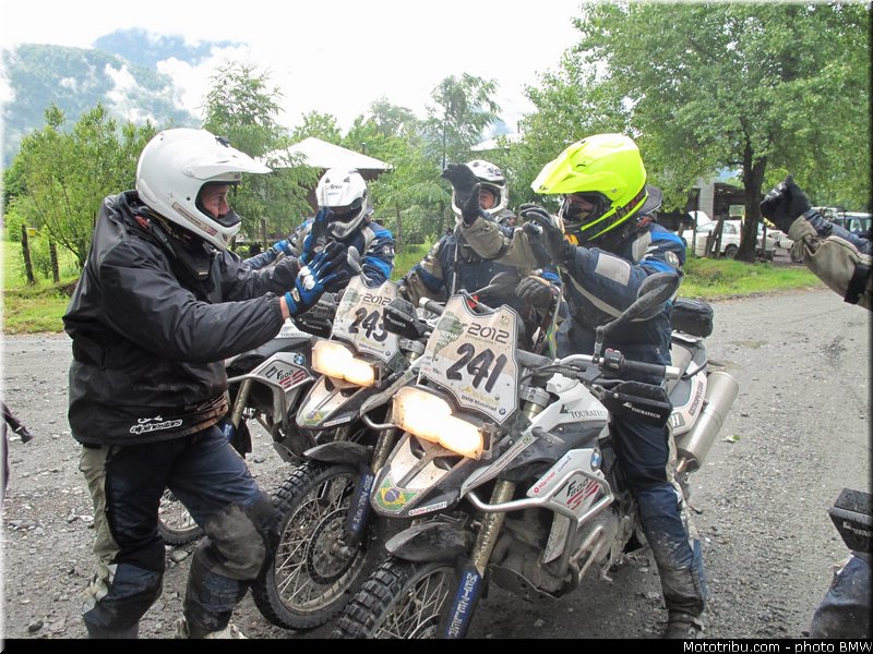 MOTO 