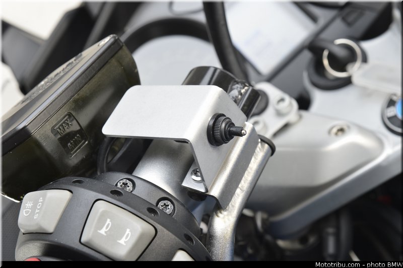 bmw_2012_r1200rt_gendarmerie_007
