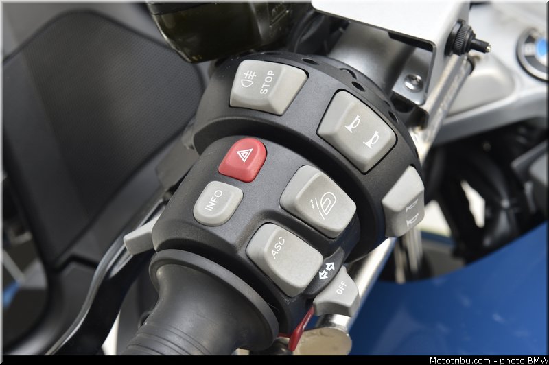 bmw_2012_r1200rt_gendarmerie_008