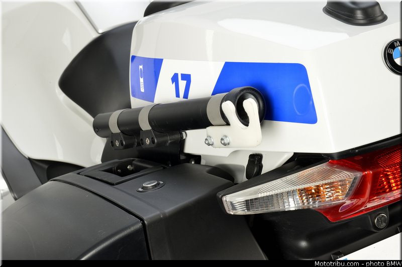 bmw_2012_r1200rt_gendarmerie_028
