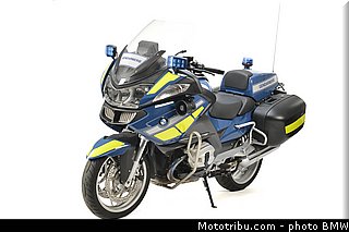 bmw_2012_r1200rt_gendarmerie_001.jpg