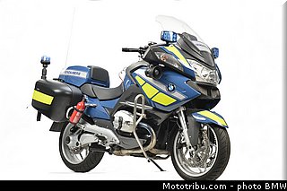 bmw_2012_r1200rt_gendarmerie_002.jpg