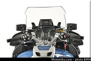 bmw_2012_r1200rt_gendarmerie_003.jpg