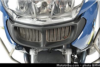 bmw_2012_r1200rt_gendarmerie_015.jpg