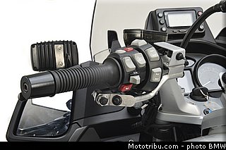 bmw_2012_r1200rt_gendarmerie_029.jpg