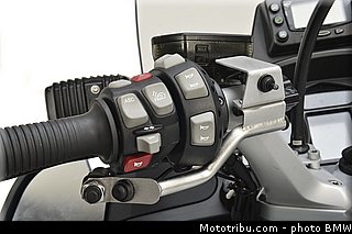 bmw_2012_r1200rt_gendarmerie_030.jpg