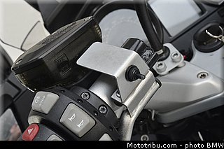 bmw_2012_r1200rt_gendarmerie_036.jpg