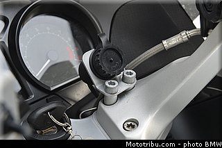 bmw_2012_r1200rt_gendarmerie_037.jpg
