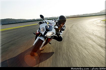 bmw_s_1000_rr_2012_0015.jpg