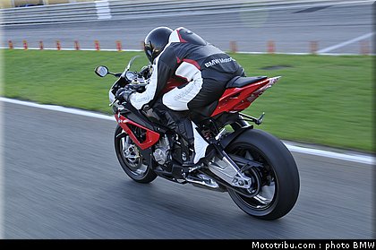 bmw_s_1000_rr_2012_0032.jpg