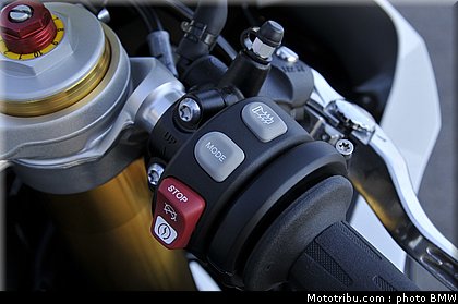 bmw_s_1000_rr_2012_0103.jpg