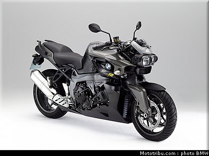 bmw_2012_k_1300_r_3.jpg